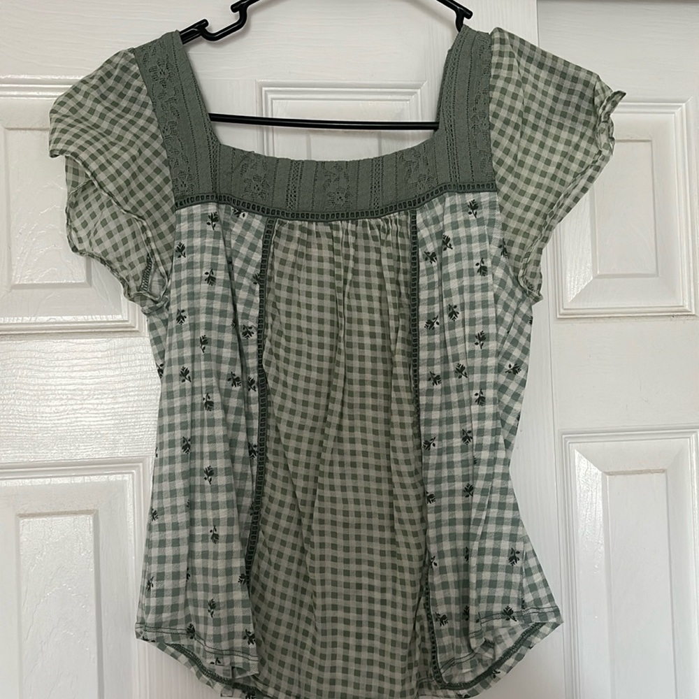 SO Like new summer top
